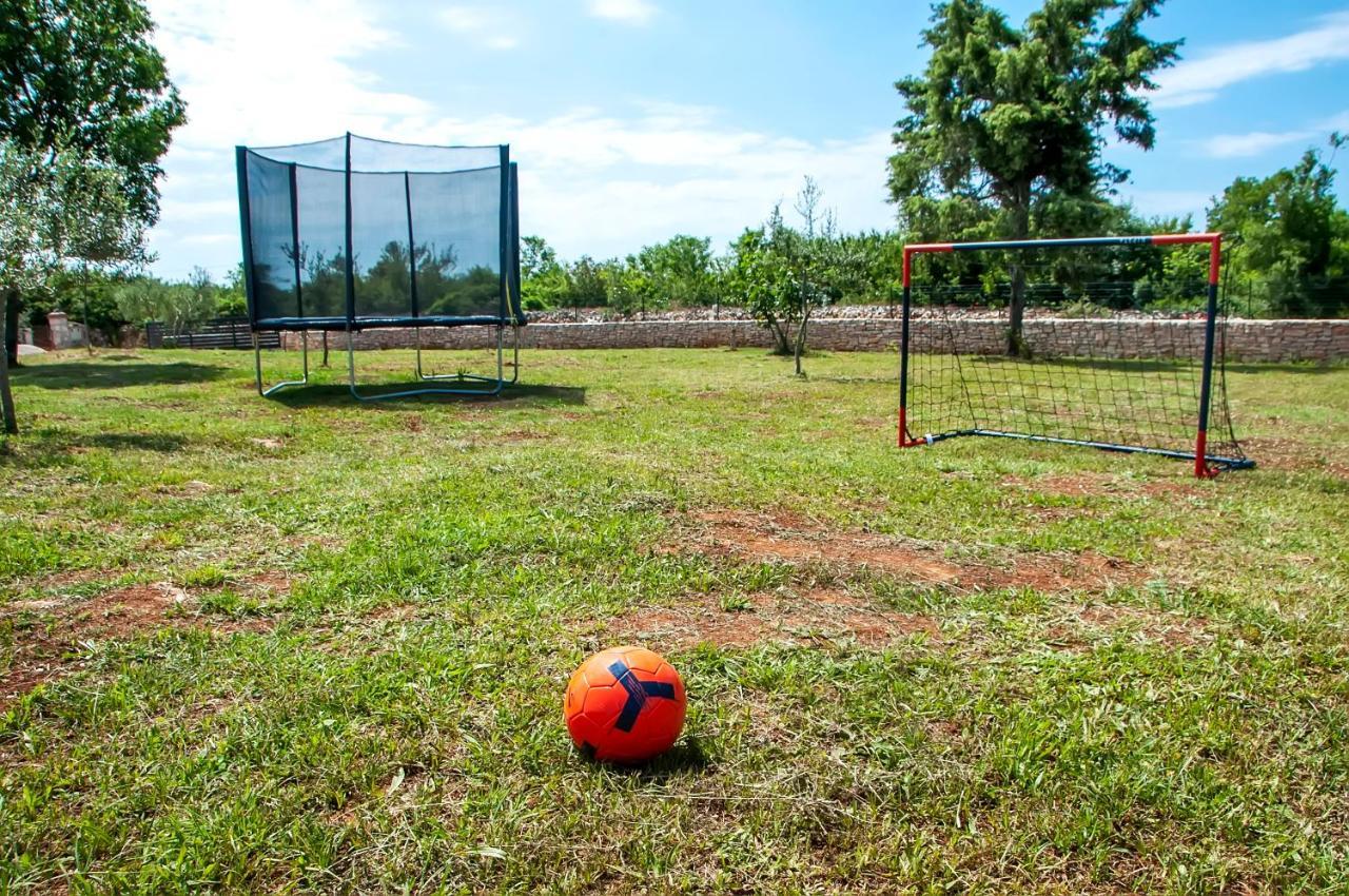 Vila Jolanda โรวีน ภายนอก รูปภาพ