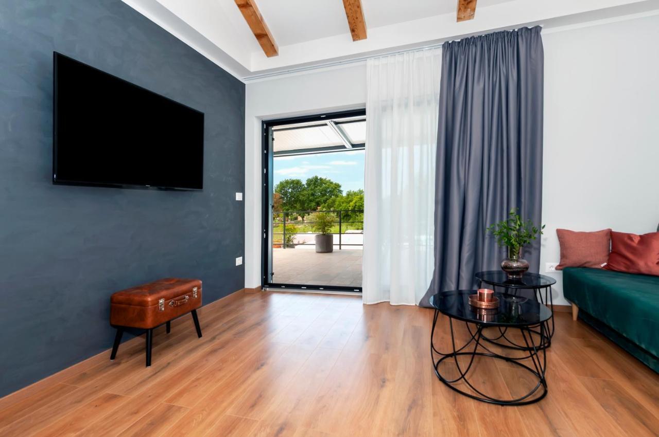 Vila Jolanda โรวีน ภายนอก รูปภาพ
